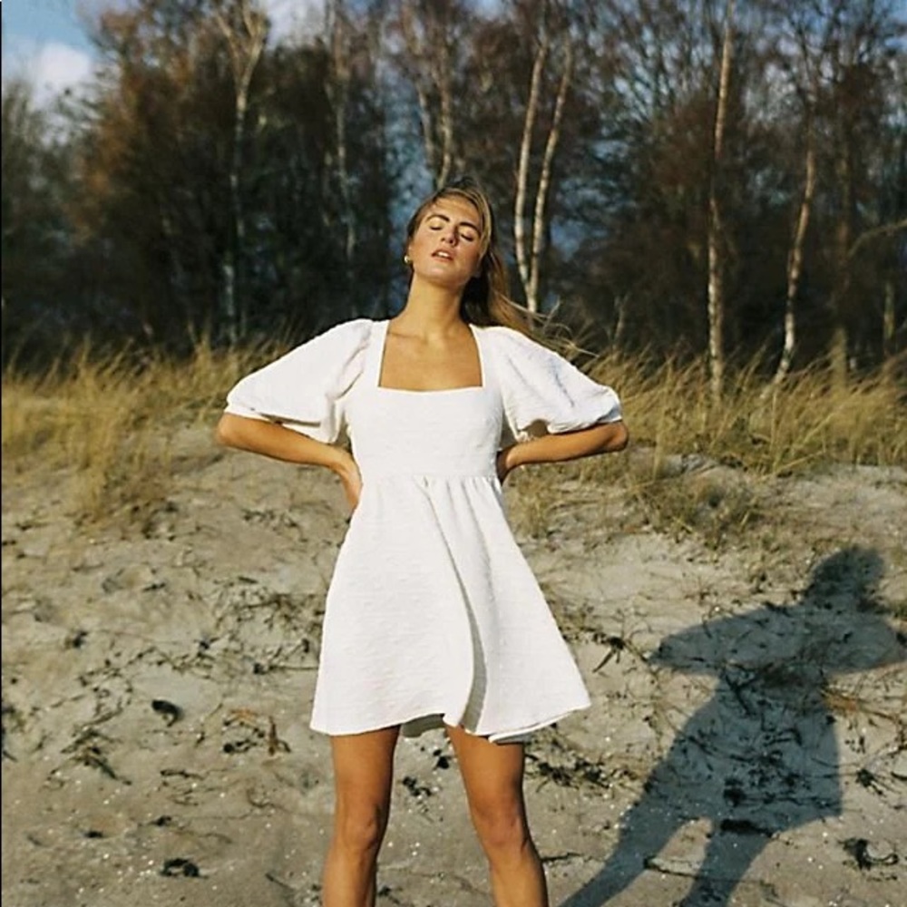 Free people puff sleeve white babydoll mini dress